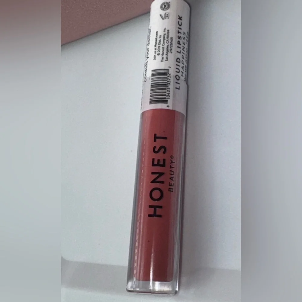 Honest Beauty Hydrating Liquid Lipstick EWG Verified Vegan/Cruelty Free